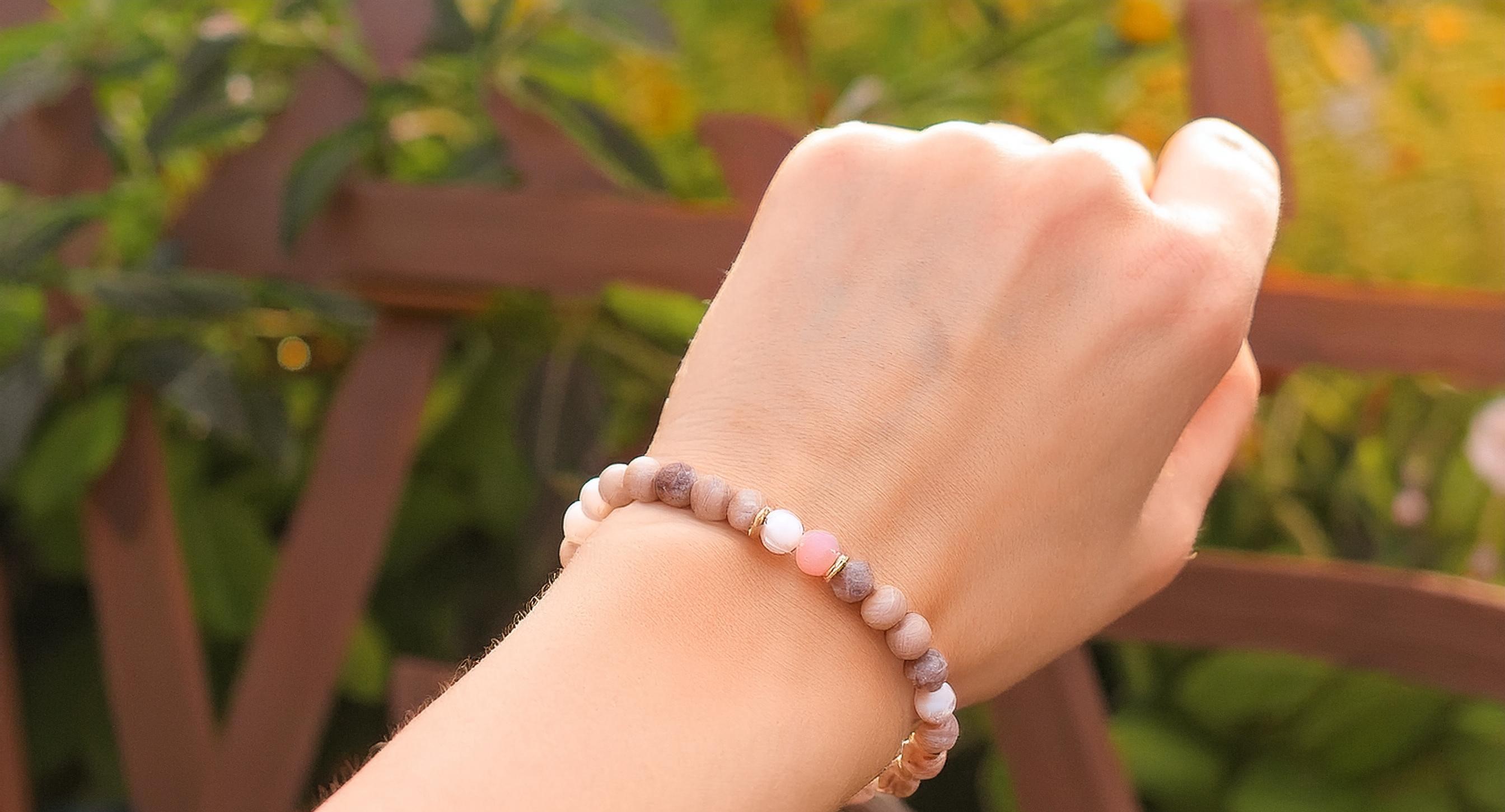 Bracelet en pierre de soleil